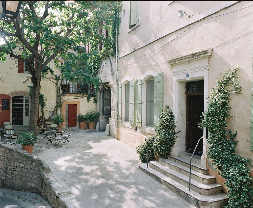 Hotel Du Cloitre Arles Exterior foto